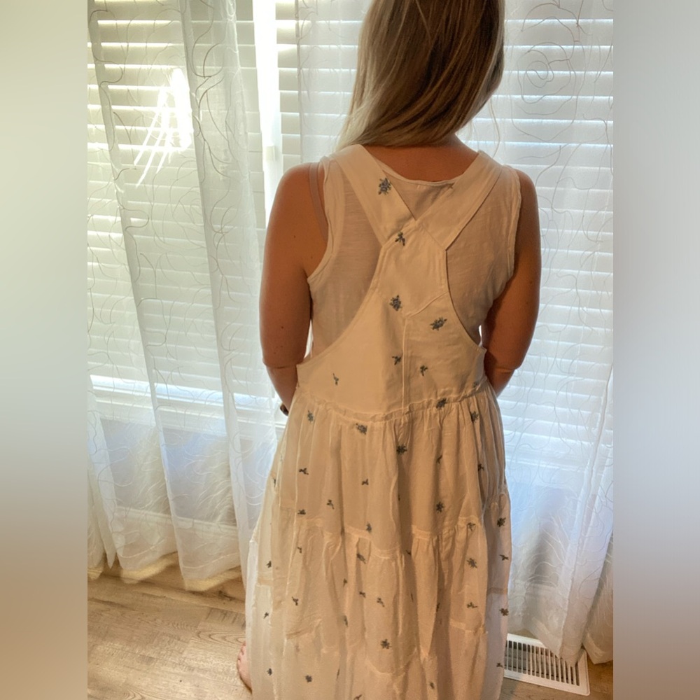 New In Loom Embroidered Skirtall - Picture 6 of 7
